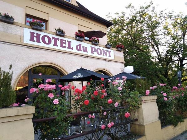 Hotel Du Pont Et Restaurant A Groléjac Exterior foto